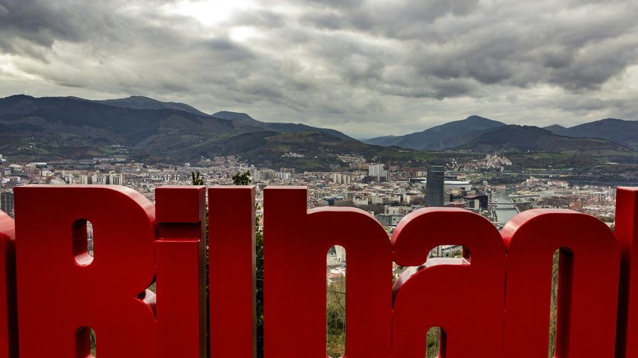 乐竞体育 APP — 行业资质清单示意配图